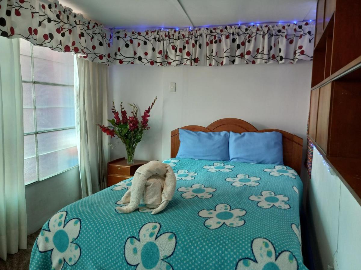 Chambre Double ou Lits Jumeaux avec Salle de Bains Privative
